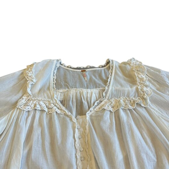 Free People Luna White Bohemian Blouse Short Sleeve Flowy Cropped Lace Medium - Picture 3 of 13